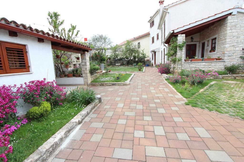 Guest House Liliana Rovinj Exterior photo